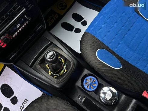 Volkswagen Passat 2001 - фото 14