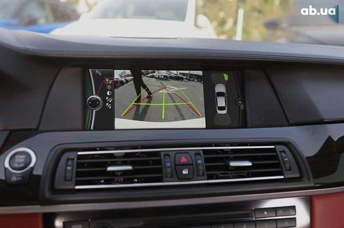 BMW M5 2012 - фото 18