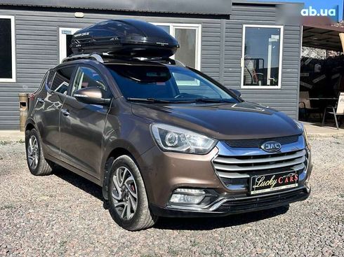 JAC S2 2017 - фото 3