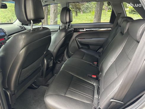 Kia Sorento 2014 серый - фото 18
