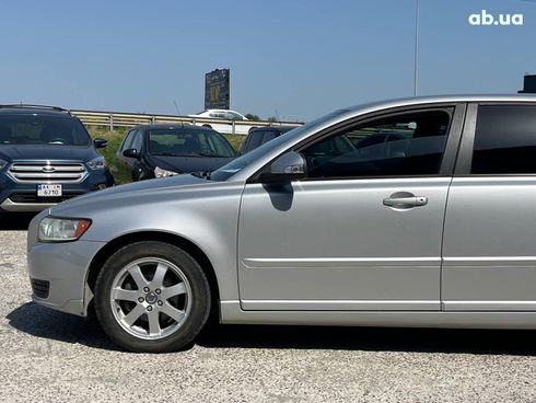 Volvo V50 2010 серый - фото 4
