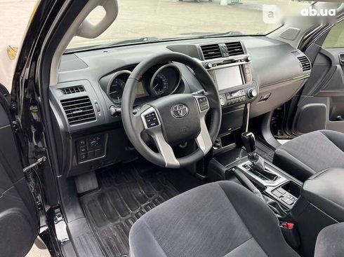 Toyota Land Cruiser Prado 2014 - фото 20