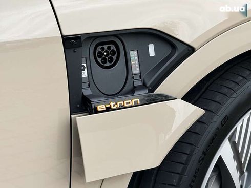 Audi E-Tron 2021 - фото 24