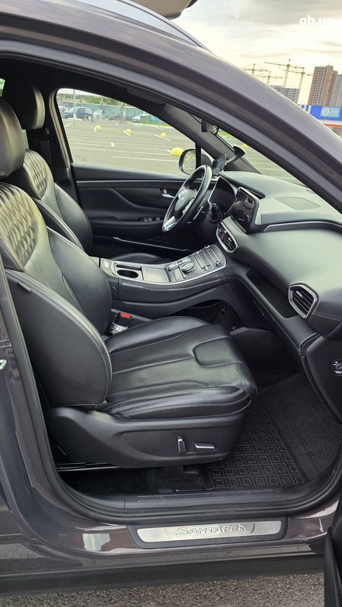 Hyundai Santa Fe 2021 коричневый - фото 2