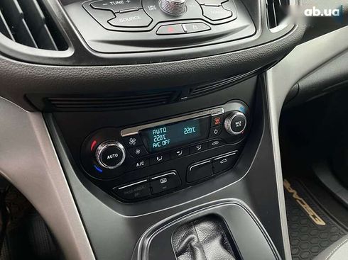 Ford Escape 2014 - фото 17
