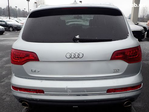 Audi Q7 2014 серебристый - фото 5