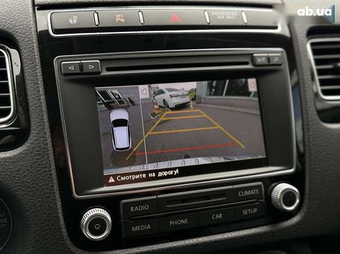 Volkswagen Touareg 2017 - фото 21
