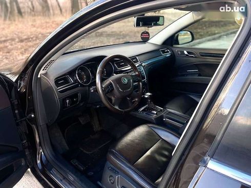 Skoda Superb 2012 - фото 12