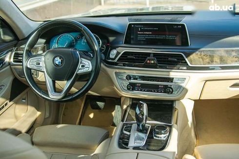 BMW 7 серия 2017 - фото 25