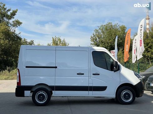 Opel Movano 2021 - фото 22