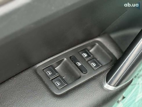 Volkswagen Passat 2020 - фото 19