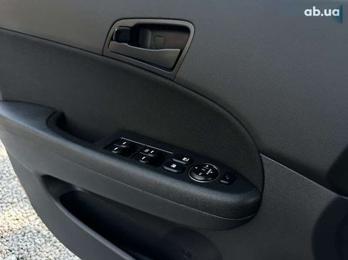 Hyundai i30 2011 - фото 24