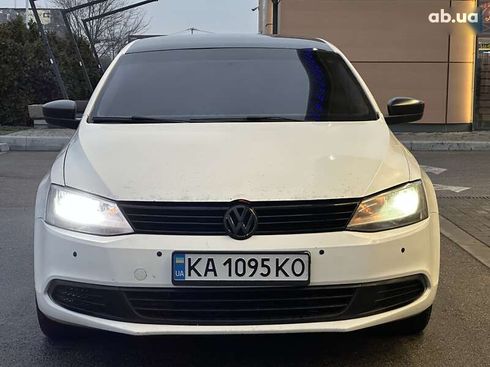Volkswagen Jetta 2012 - фото 5