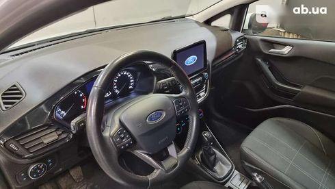 Ford Fiesta 2019 - фото 11