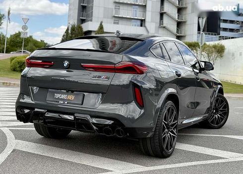 BMW X6 M 2022 - фото 15