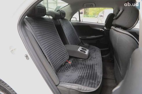Toyota Corolla 2013 - фото 7