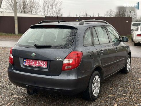 Skoda Fabia 2008 - фото 16