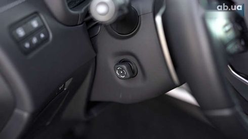 Lexus LX 2024 - фото 18
