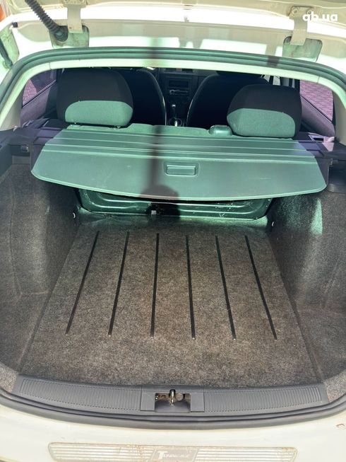Skoda Fabia 2006 белый - фото 19