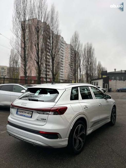 Audi Q4 e-tron 2023 - фото 4