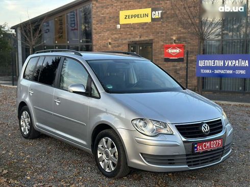 Volkswagen Touran 2008 - фото 4