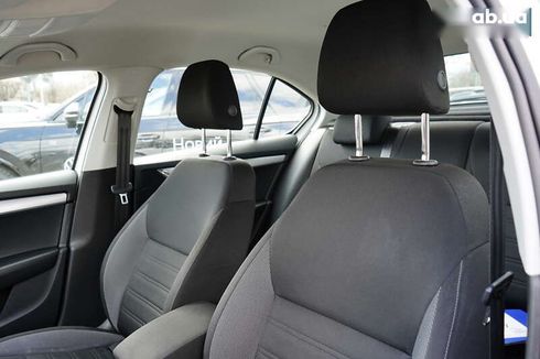 Skoda Octavia 2018 - фото 18