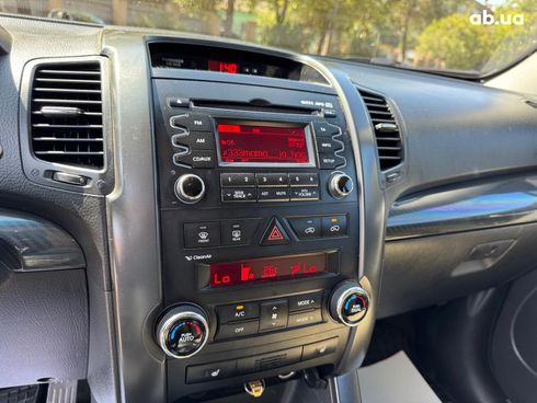 Kia Sorento 2010 коричневый - фото 22