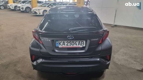 Toyota C-HR 2019 - фото 18