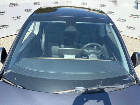 Tesla Model Y 2023 - фото 8