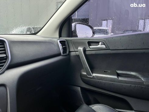 Kia Sportage 2016 белый - фото 25
