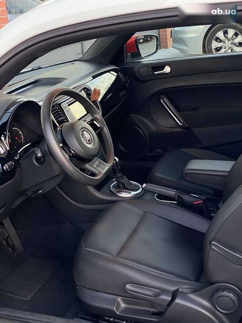 Volkswagen Beetle 2017 - фото 22