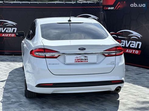 Ford Fusion 2018 - фото 30