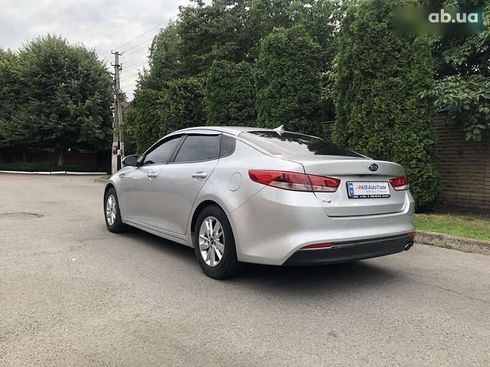 Kia K5 2017 - фото 6