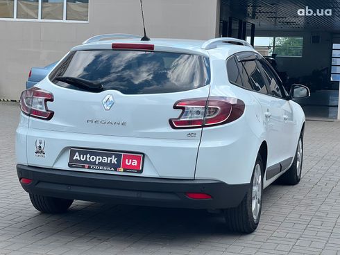 Renault Megane 2010 белый - фото 7