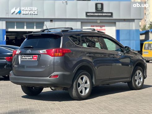 Toyota RAV4 2013 серый - фото 4