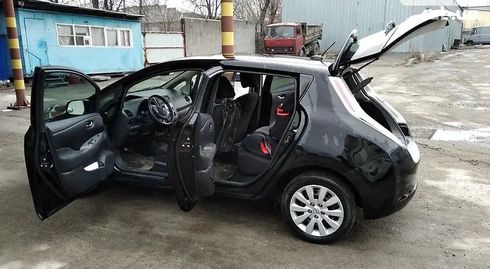 Nissan Leaf 2015 черный - фото 2