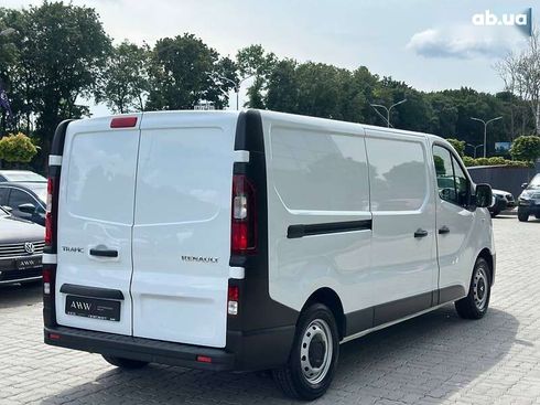 Renault Trafic 2019 - фото 12
