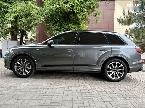 Audi Q7 2021 - фото 22
