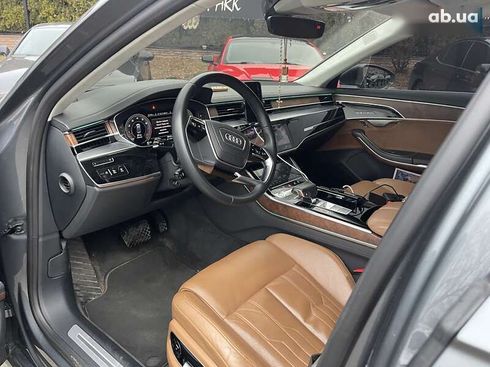 Audi A8 2018 - фото 7