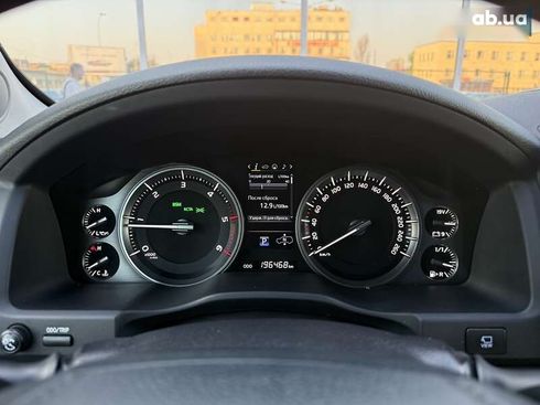 Toyota Land Cruiser 2017 - фото 20