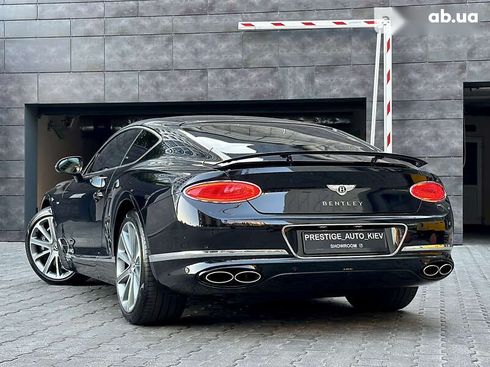 Bentley Continental GT 2020 - фото 30