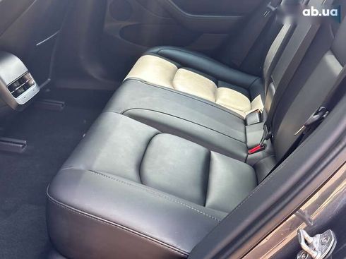 Tesla Model 3 2021 - фото 16