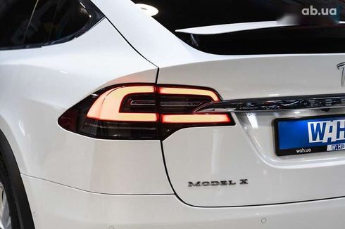 Tesla Model X 2017 - фото 12