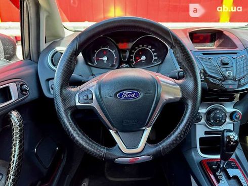 Ford Fiesta 2012 - фото 15