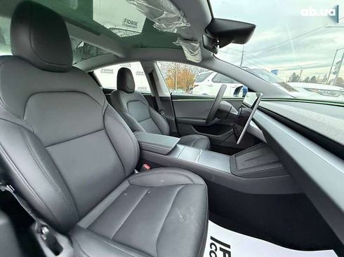 Tesla Model 3 2024 - фото 15