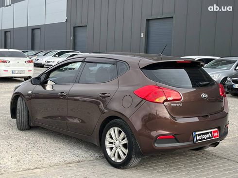 Kia Cee'd 2013 коричневый - фото 10