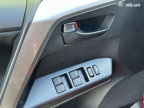 Toyota RAV4 2016 - фото 18