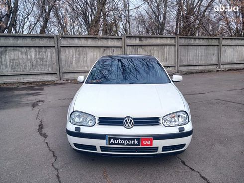 Volkswagen Golf 2001 белый - фото 2