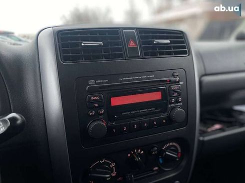 Suzuki Jimny 2011 - фото 30