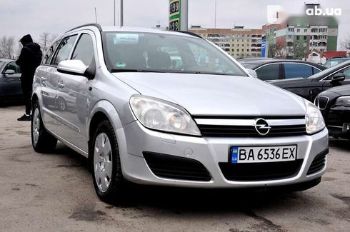 Opel Astra 2005 - фото 17